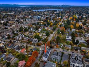 9201 Linden Avenue N D, Seattle WA 98103