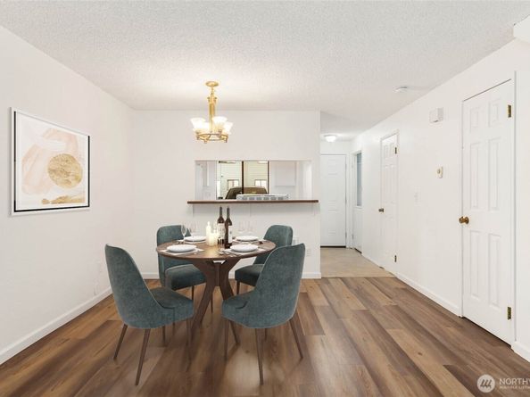 1040 S 320th Street 18, Federal Way WA 98003