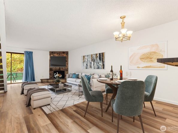 1040 S 320th Street 18, Federal Way WA 98003