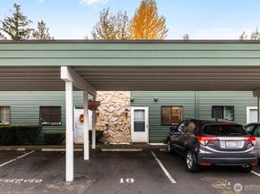 1040 S 320th Street 18, Federal Way WA 98003