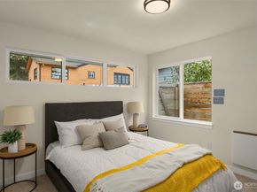 10306 E Midvale Avenue N, Seattle WA 98133