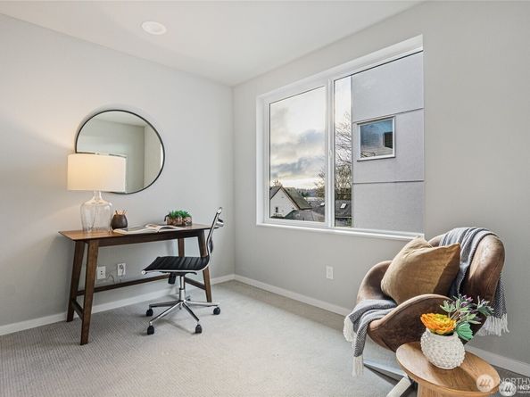 1801 NW 65th Street B, Seattle WA 98117