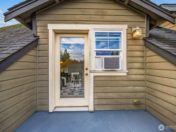 3219 21st Avenue W A, Seattle WA 98199