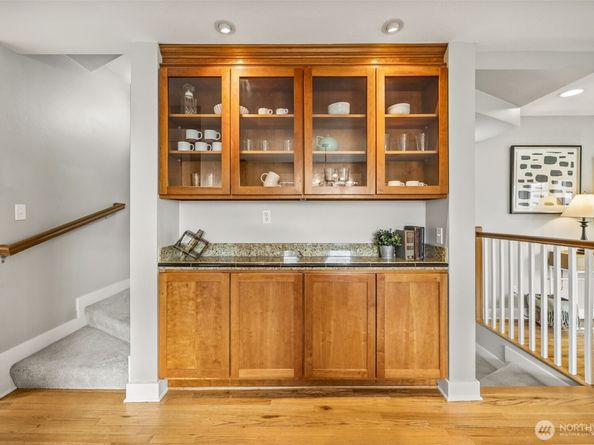 3219 21st Avenue W A, Seattle WA 98199