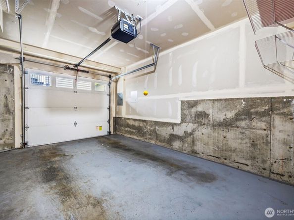 3219 21st Avenue W A, Seattle WA 98199