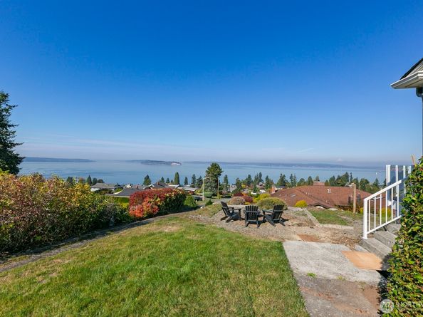 5037 33rd Avenue W, Everett WA 98203