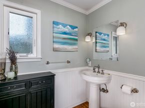5037 33rd Avenue W, Everett WA 98203