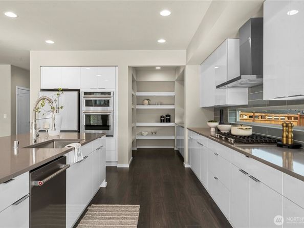 3670 SW Perth Place, Port Orchard WA 98367