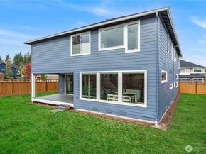 3670 SW Perth Place, Port Orchard WA 98367