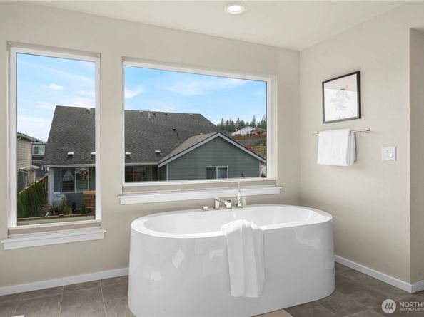 3670 SW Perth Place, Port Orchard WA 98367