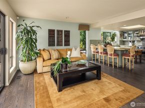 4406 193rd Avenue SE, Issaquah WA 98027