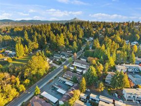 15625 42nd Avenue S C12, Tukwila WA 98188