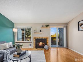15625 42nd Avenue S C12, Tukwila WA 98188