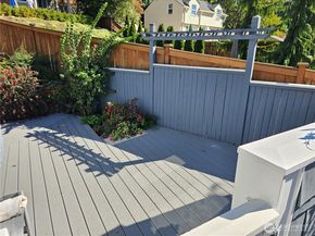 2822 Prosch Avenue W, Seattle WA 98119