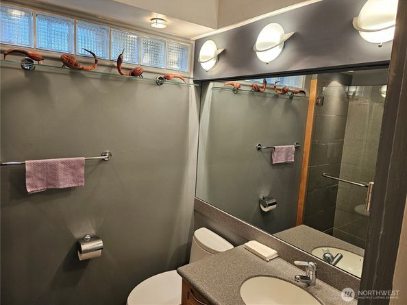 2822 Prosch Avenue W, Seattle WA 98119