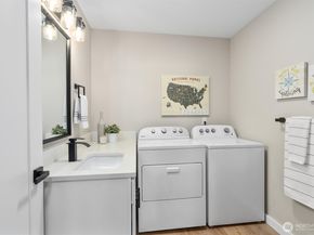 3323 Federal Avenue, Everett WA 98201