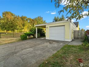 1218 NE 30th St, Auburn WA 98002