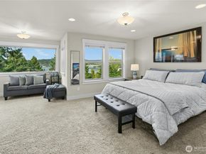 2744 NW Pine Cone Place, Issaquah WA 98027