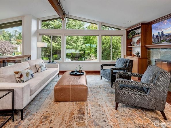 5829 112th Place NE, Kirkland WA 98033