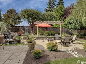 5829 112th Place NE, Kirkland WA 98033
