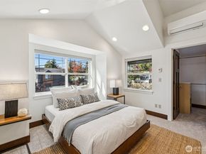 3634 Palatine Avenue N B, Seattle WA 98103