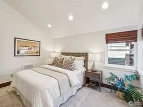 3634 Palatine Avenue N B, Seattle WA 98103
