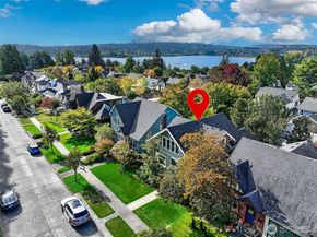 3879 44th Avenue NE, Seattle WA 98105