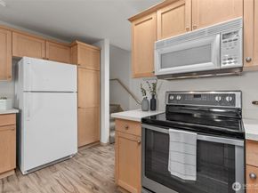 1140 N 92nd Street, Seattle WA 98103