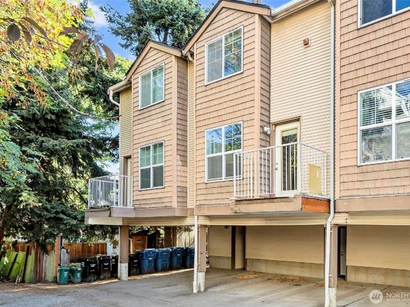 1140 N 92nd Street, Seattle WA 98103