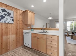 1140 N 92nd Street, Seattle WA 98103
