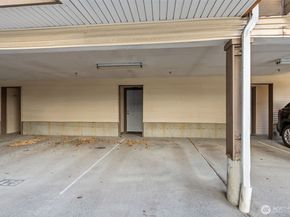 1140 N 92nd Street, Seattle WA 98103