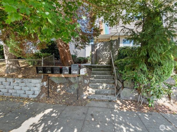 1140 N 92nd Street, Seattle WA 98103