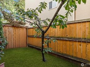 1140 N 92nd Street, Seattle WA 98103