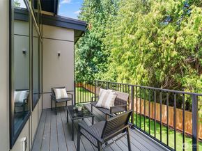 10230 SE 13th Place, Bellevue WA 98004