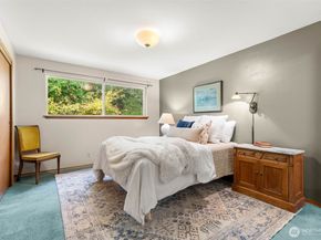 17015 32nd Avenue NE, Lake Forest Park WA 98155