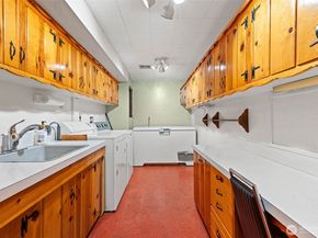 17015 32nd Avenue NE, Lake Forest Park WA 98155