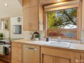 11307 24th Avenue NE, Seattle WA 98125