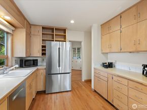 11307 24th Avenue NE, Seattle WA 98125