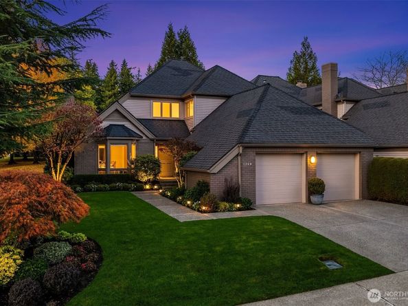 1728 Bellevue Way NE, Bellevue WA 98004