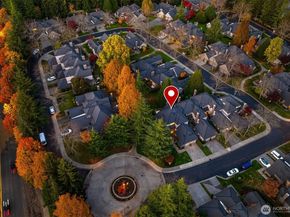 1728 Bellevue Way NE, Bellevue WA 98004