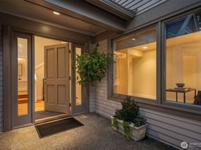 1728 Bellevue Way NE, Bellevue WA 98004