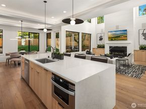 1249 NE 94th Street, Seattle WA 98115