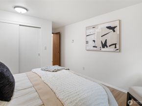 7021 Sand Point Way B204, Seattle WA 98115