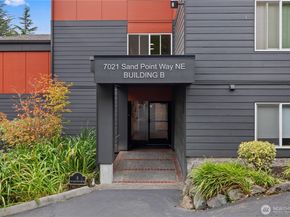 7021 Sand Point Way B204, Seattle WA 98115