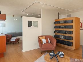 2201 3rd Avenue 2003, Seattle WA 98121