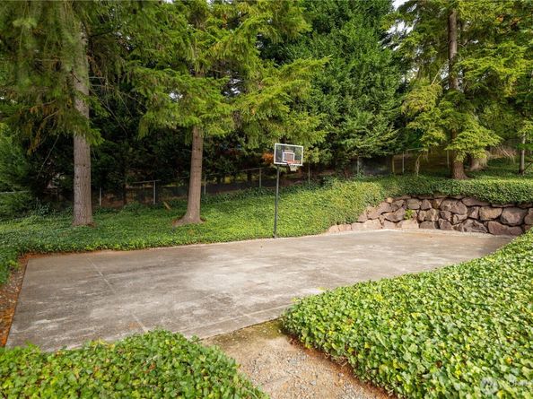 9474 Redmond-Woodinville Road A108, Redmond WA 98052