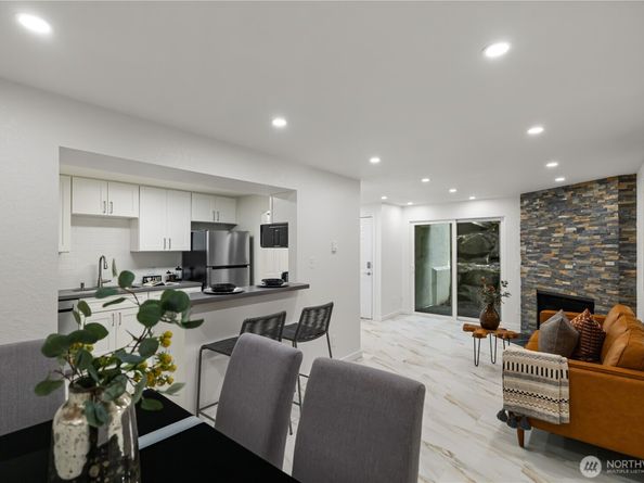 9474 Redmond-Woodinville Road A108, Redmond WA 98052