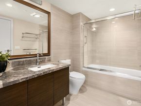 588 Bell St 2405S, Seattle WA 98121