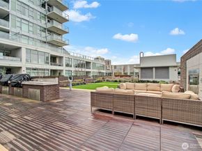 588 Bell St 2405S, Seattle WA 98121