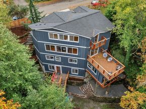 2708 NE 98th Street, Seattle WA 98115